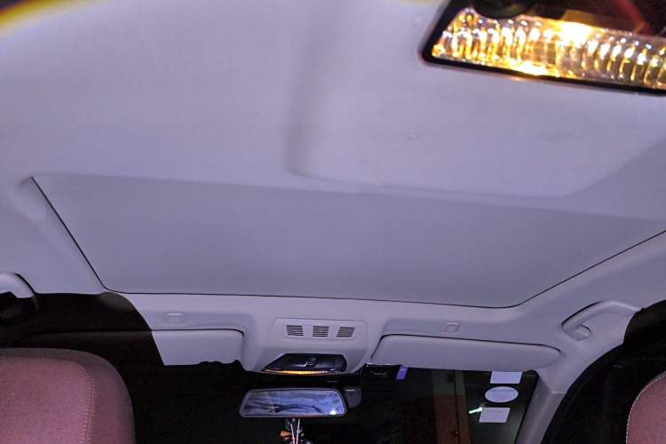 Used BMW 5 Series 2017 525Li Leading Model Headliner