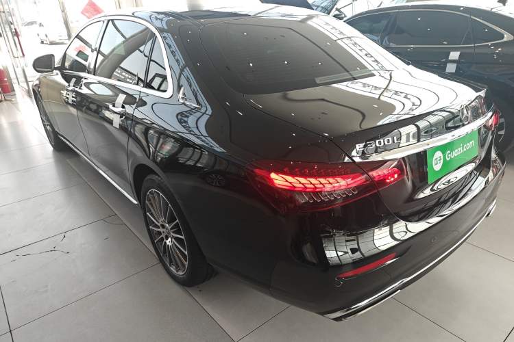 Used Mercedes-Benz E-Class 2023 E 260 L
