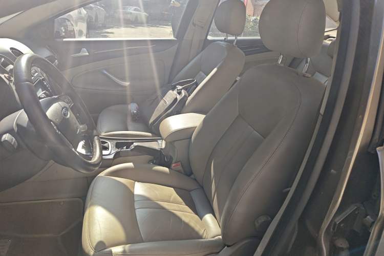 Used Ford Mondeo 2011 2.0L GTDi 200 Fashion Edition