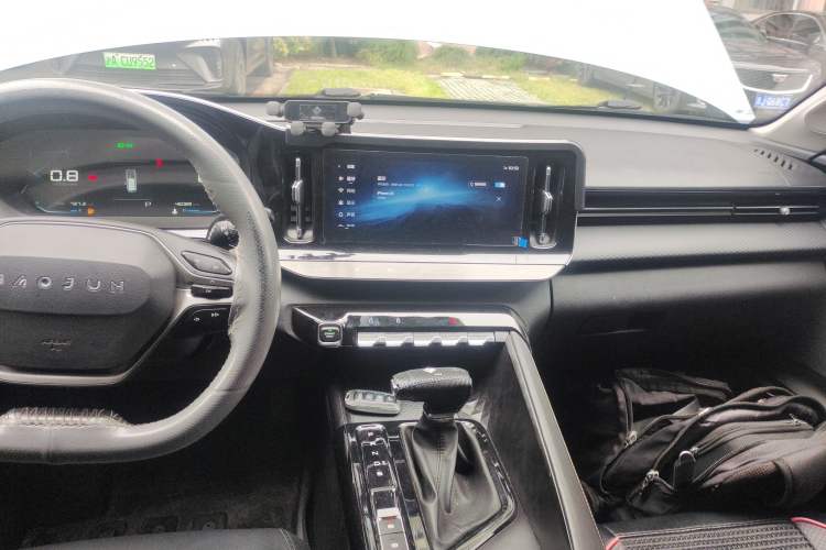 Used Baojun Valli 2021 1.5T Yili Pasture CVT Luxury Model Audio And AC Panel