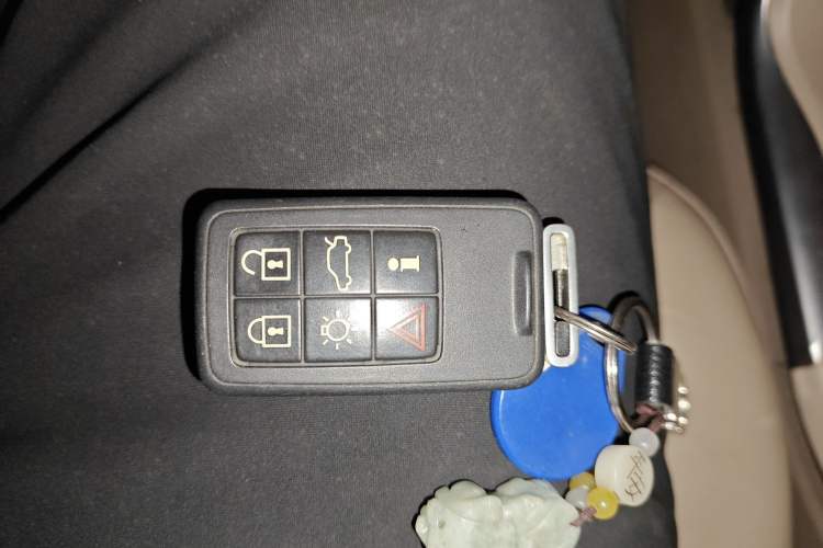 Used Volvo S80L 2010 2.5T Zhiya Edition