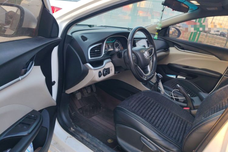 Used Buick GT 2018 15T Manual Elite Version China V Standard