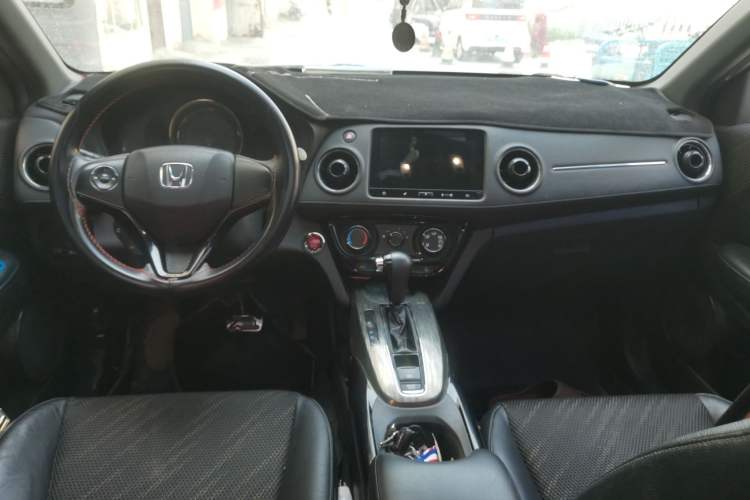 Used Honda XR-V 2017 1.8L EXi CVT Comfort Version Center Console