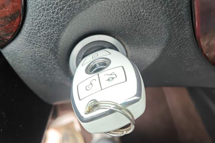 Used Mercedes-Benz Vito 2016 2.0T Business Edition
