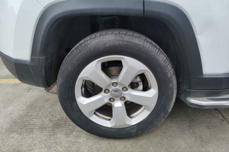 Used Jeep Compass 2019 220T Automatic Enjoyment Version
