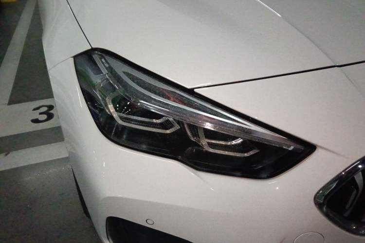 Used BMW 2 Series 2021 225i 4-Door Coupe M Sport Package Right Front Headlight