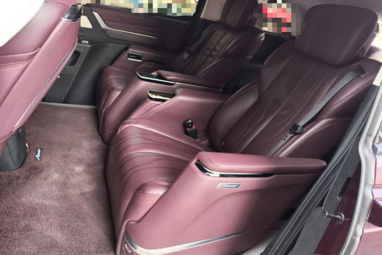 Used Buick Century 2023 2.0T Six-Seater Yinshi Edition
