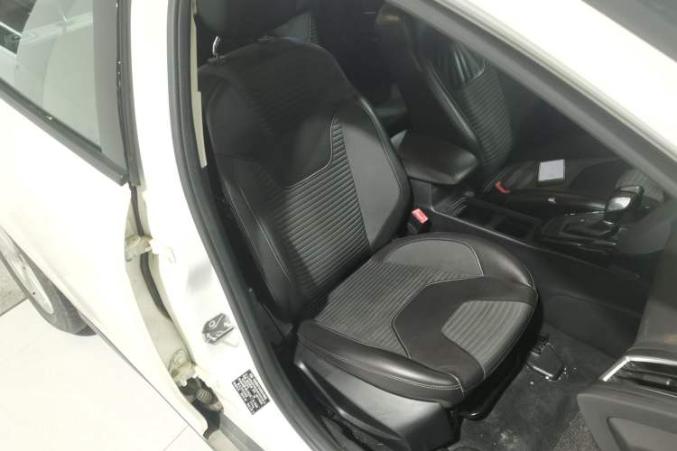 Used Ford Focus 2015 Sedan 1.6L Automatic Trend Model