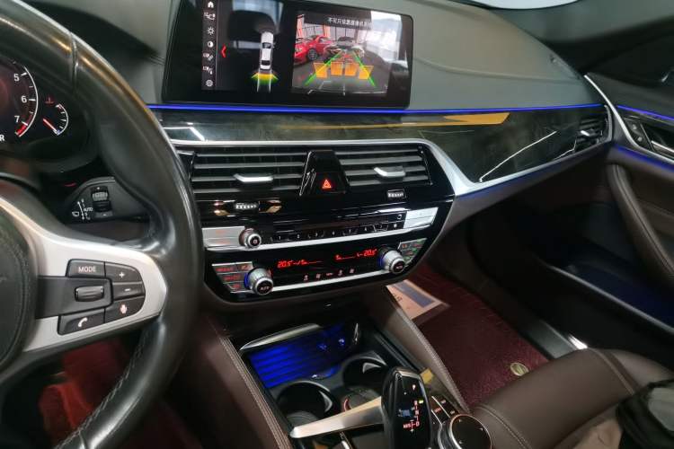 Used BMW 5 Series 2019 525Li M Sport Package
