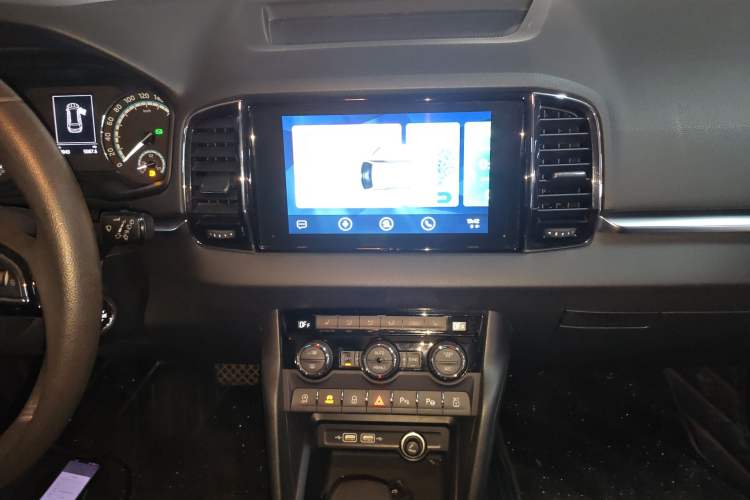 Used Skoda Karoq 2019 TSI280 SmartDrive Luxury Edition China V Standard Audio And AC Panel