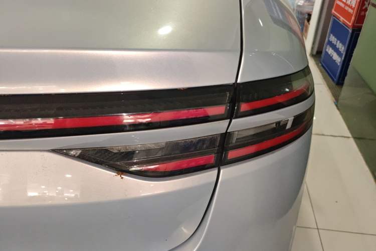 Used AION S Plus 2023 70 Enjoy Edition Lithium Iron Phosphate Right Rear Taillight