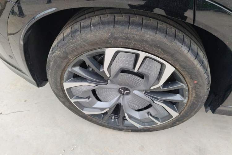 Used Hongqi Tiangong 08 2025 680 Ultra Four-Wheel-Drive Version