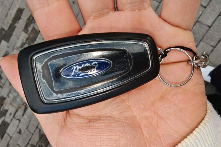 Used Ford Focus 2012 Sedan 1.6L Automatic Fashion Edition
