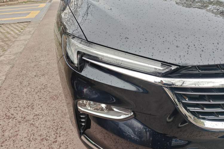 Used Buick Enclave 2020 28T Two-Wheel Drive Luxury Version
