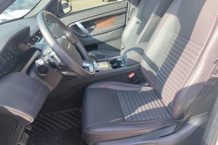 Used Land Rover Discovery Sport 2020 249 PS R-Dynamic Performance Edition
