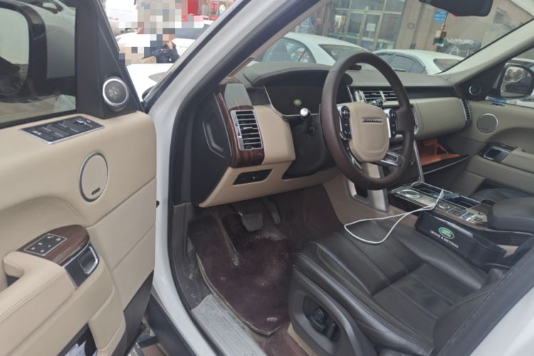 Used Land Rover Range 2015 3.0 SC V6 Vogue Driver Seat