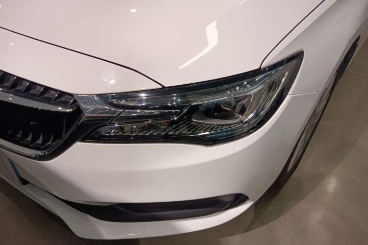 Used Buick GL6 2019 18T 6-Seater Connected Luxury Version China VI Standard