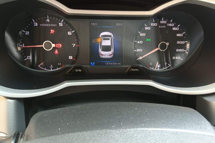 Used Geely Auto Emgrand GL 2018 1.4T Manual Elite Smart Connectivity Version Odometer Close Up