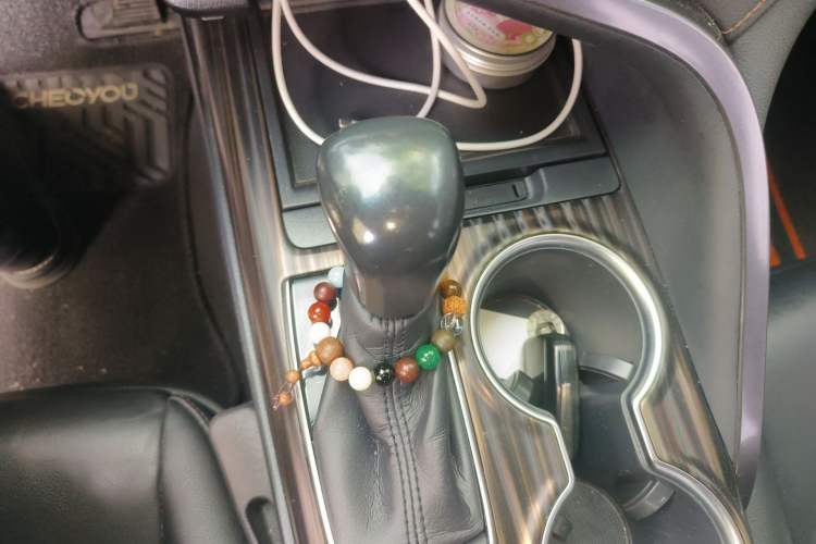 Used Toyota Camry 2018 2.5G Luxury Edition Gear Lever