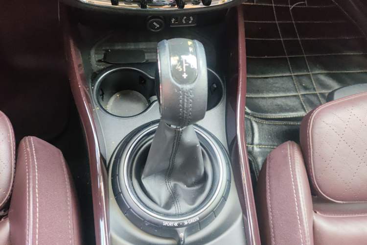 Used MINI Clubman 2016 Revised Version 1.5T COOPER Connoisseur Edition
