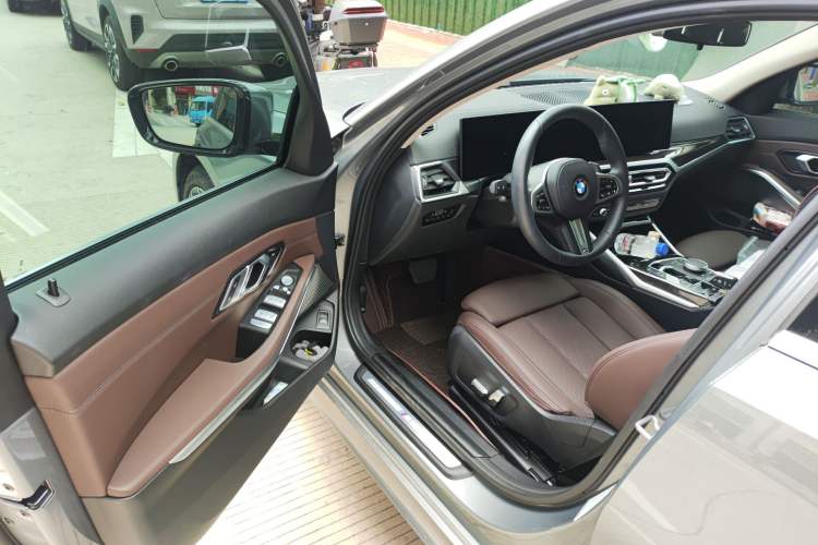 Used BMW 3 Series 2023 325Li M Sport Package Driver Seat