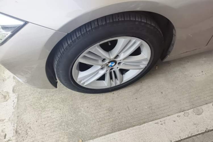 Used BMW 3 Series 2017 320Li Fashion Model
