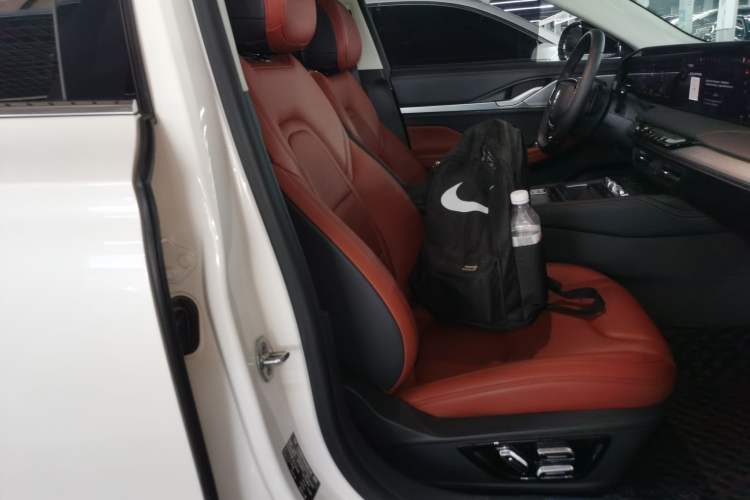 Used Lincoln Z 2025 2.0T Prestige Edition
