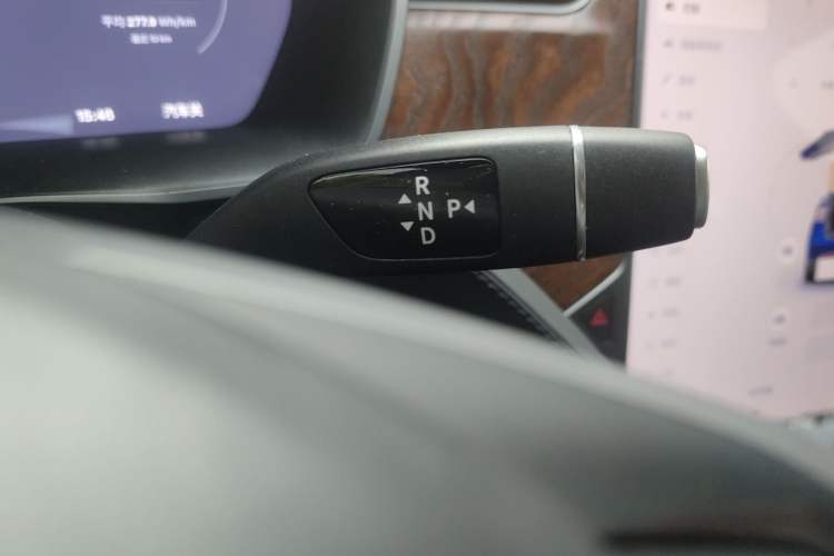 Used Tesla Model X 2017 X 100D Long Range Edition Gear Lever