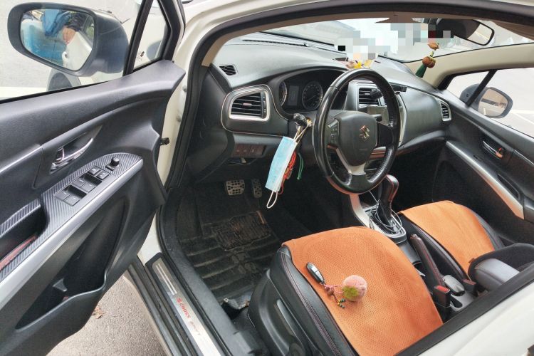 Used Suzuki S-Cross 2014 1.6L CVT Two-Wheel Drive Elite Version Driver Seat