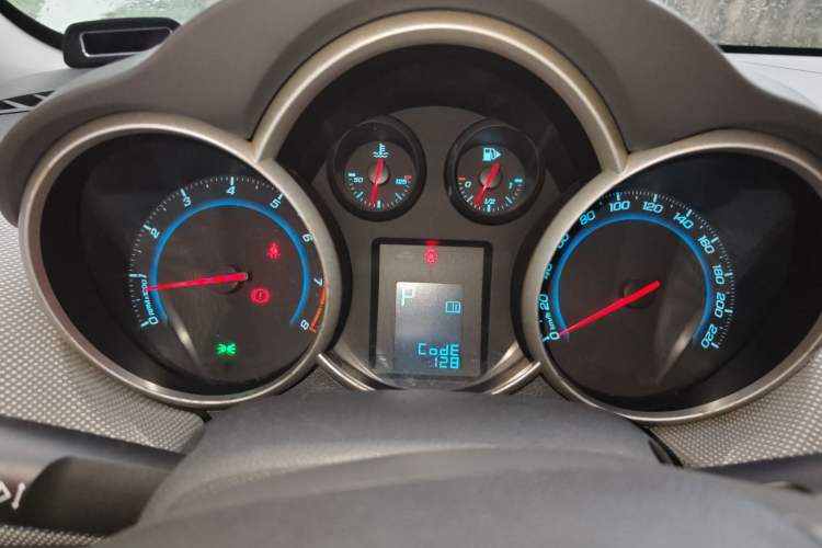 Used Chevrolet Cruze 2013 1.8L SE WTCC Edition AT
