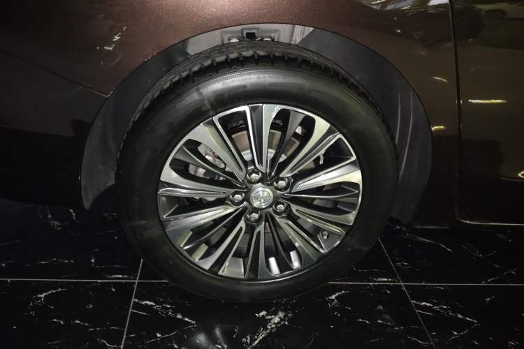 Used Buick GL8 2021 ES Landtrek 653T Luxury Model