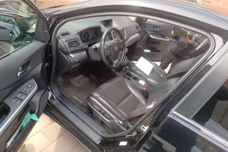 Used Honda CR-V 2015 2.4L two-wheel drive luxury version