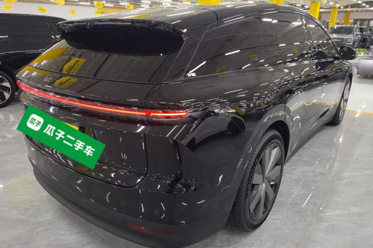 Used Li Auto i6 2025 Model Four-Wheel-Drive Standard Type