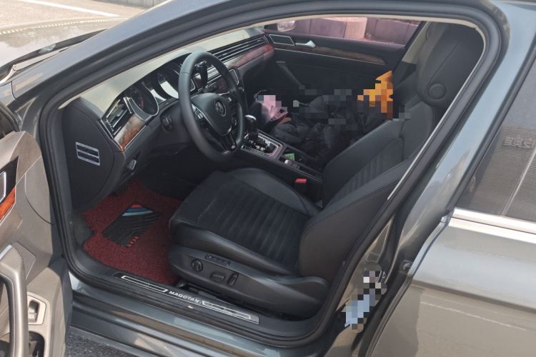 Used Volkswagen Magotan 2017 330TSI DSG Luxury Model Driver Seat