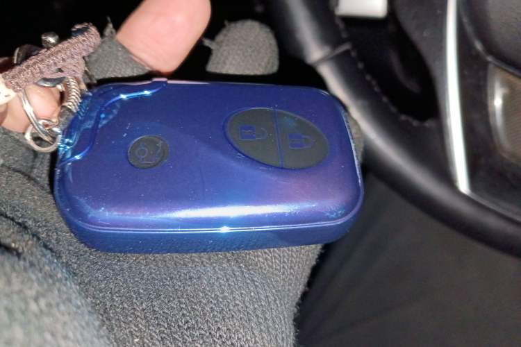 Used BYD Tang New Energy 2015 2.0T Four-Wheel-Drive Flagship Model
