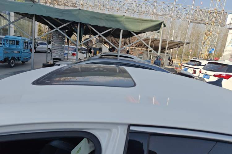 Used Changan Eado 2019 High-Energy Edition 1.6L GDI Manual Pioneer Model China VI Standard
