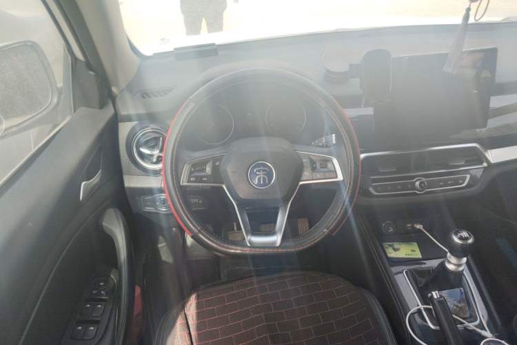 Used BYD Song 2020 Classic Edition 1.5T Manual Luxury Model
