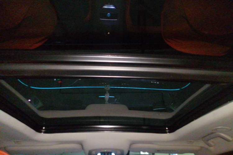 Used EXEED Lanyue 2023 400T Four-Wheel Drive Star Prestige 7-Seater Headliner