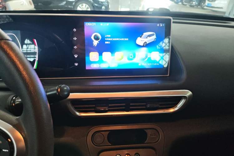 Used ORA White Cat 2020 360 km Luxury Version Audio And AC Panel