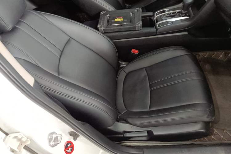 Used Honda Civic 2016 180TURBO CVT Comfort Version Right Front Seat