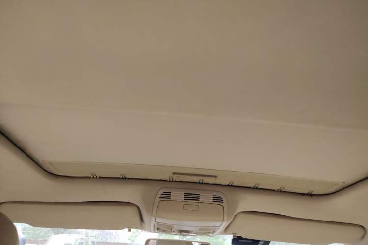 Used Volkswagen Magotan 2012 Revised 1.8TSI Luxury Version Headliner