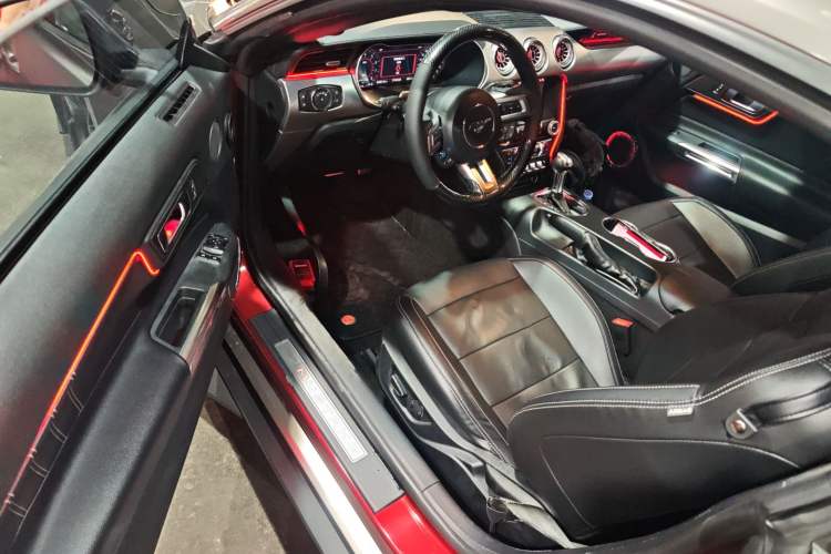 Used Ford Mustang 2018 2.3L EcoBoost Driver Seat