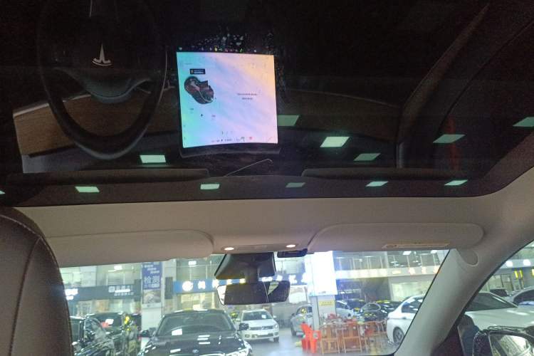 Used Tesla Model Y 2021 Long-Range All-Wheel-Drive Version 3D7