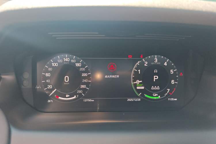 Used Land Rover Discovery Sport New Energy 2024 1.5T P300e Plug-in Hybrid Electric Version
