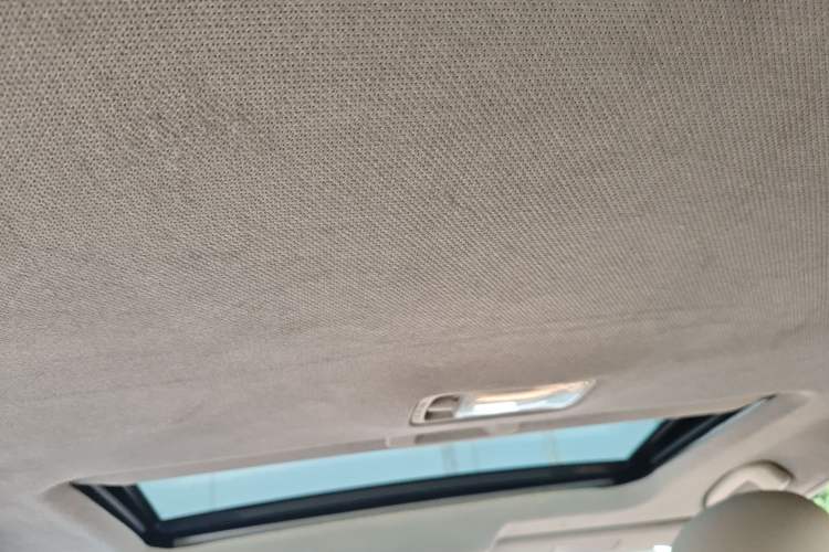 Used Nissan Sylphy 2009 1.6XL Automatic Luxury Sunroof Edition Headliner