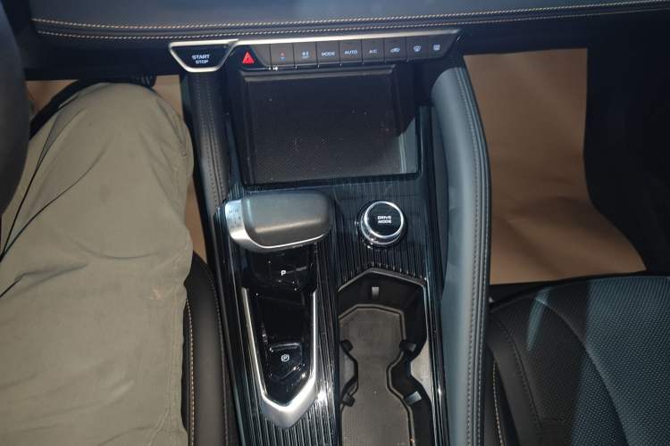 Used Geely Auto Monjaro L 2024 2.0TD DCT EVO Two-Wheel Drive Long-Range Version