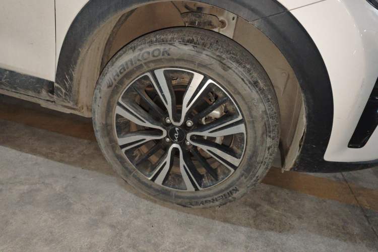 Used Kia kx1 Stonic 2021 1.4L CVT Fun Edition
