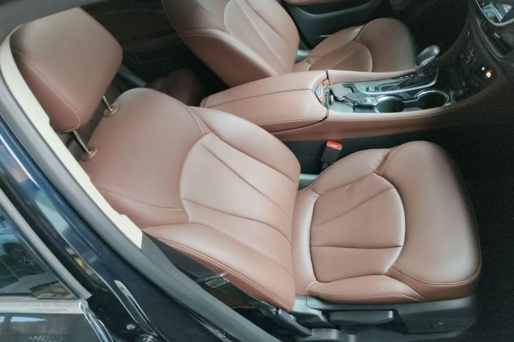 Used Buick Envision 2021 532T Two-Wheel-Drive Elite Version Right Front Seat