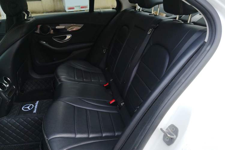 Used Mercedes-Benz C-Class 2019 C 180 L Dynamic Sports Edition Left Rear Seat