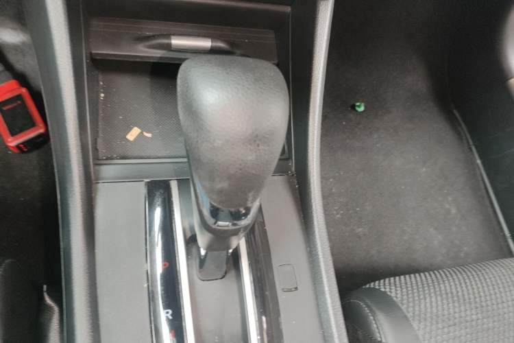 Used Honda Jade 2014 1.8L Automatic Comfort Elite Version 5 Seats